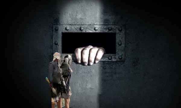 مليشيا الحوثي تجند 111 سجينا في الحديدة