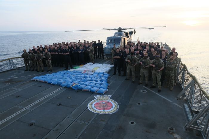 البحرية الدولية المشتركة تصادر شحنة مخدرات جديدة في بحر العرب