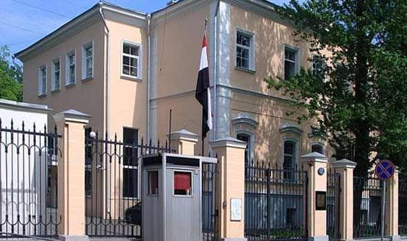 السفارة اليمنية: نتابع قضايا 50 يمنيًا يواجهون الإعدام والمؤبد في مصر