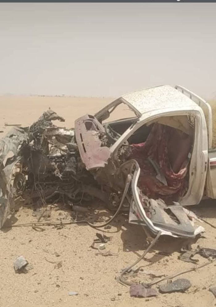 لغم حوثي يصيب أسرة بجروح بليغة شرق الجوف ويدمر مركبتهم
