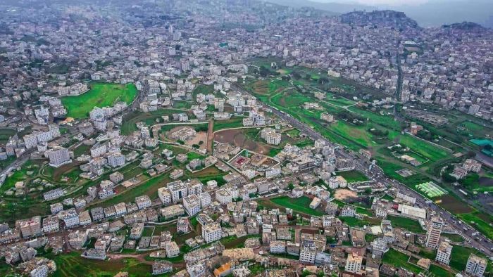 أهالي إب يتصدون لمحاولة حوثية لتحويل أرض مسجد إلى محطة غاز